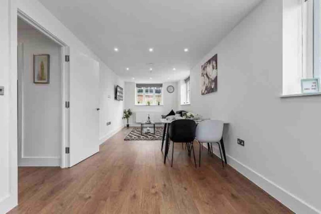 Cozy Flat Near London Eye/ Victoria / Vauxhall Apartment Exterior foto